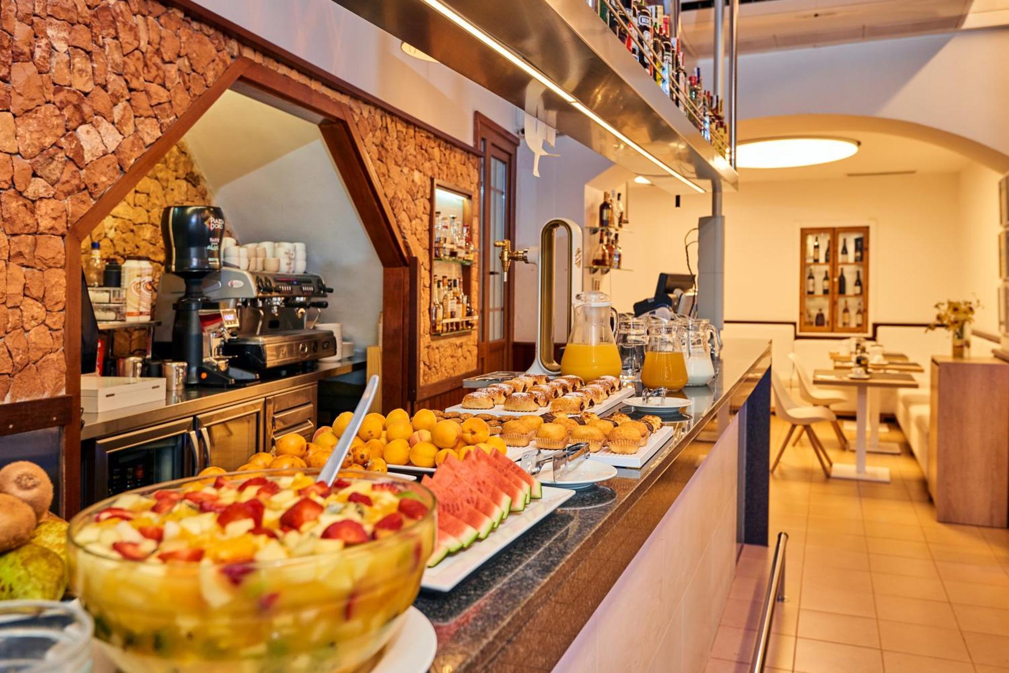 Hotel Colonial Colonia de Sant Jordi Екстер'єр фото